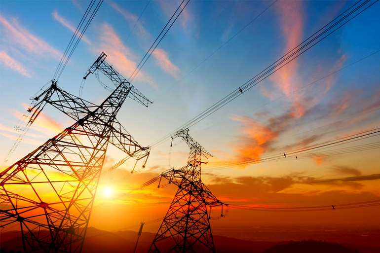 Aneel eleva cobrança máxima da bandeira tarifária de R$ 3,50 para R$ 5 a cada 100 kWh.